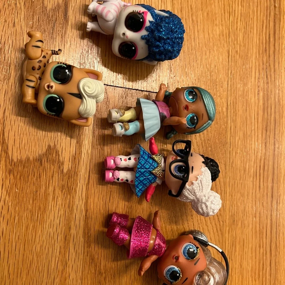 L.O.L. Surprise! Blue and Pink Dolls & Accessories Set